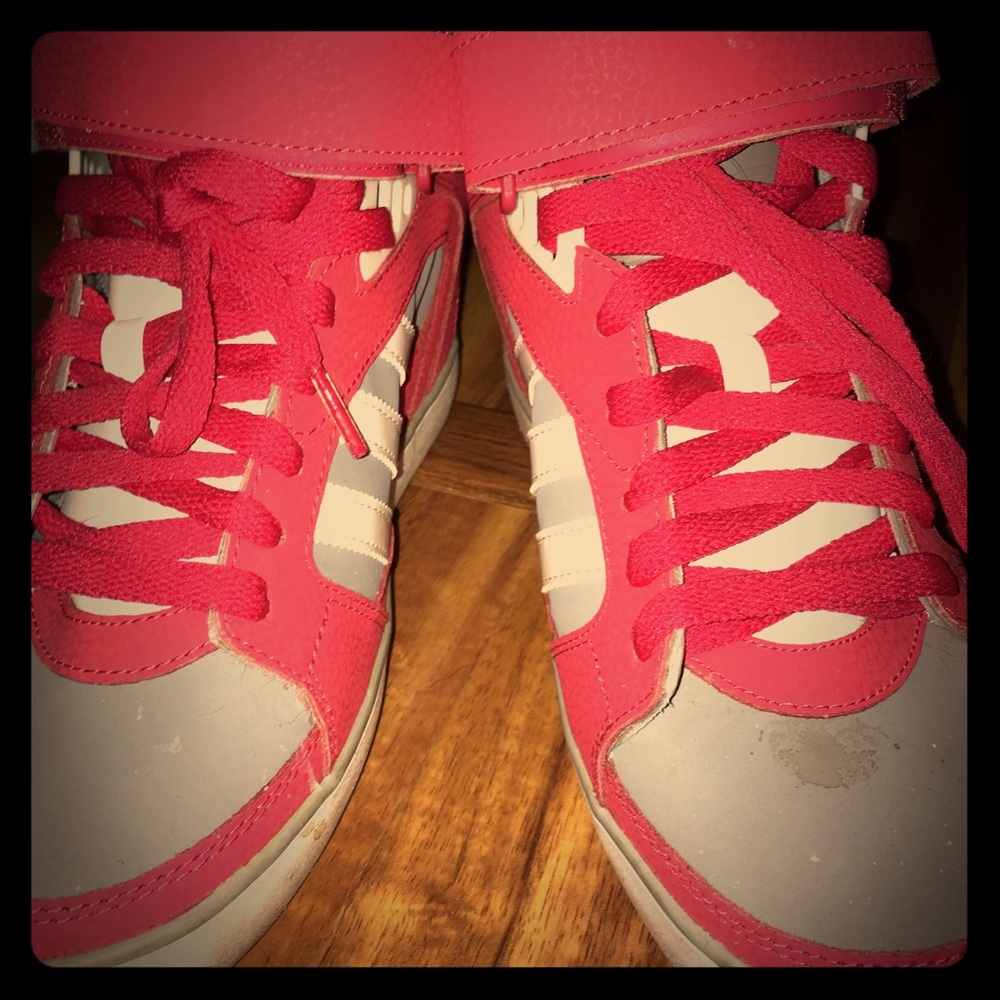 Adidas Neo hidden wedge sneakers size 9